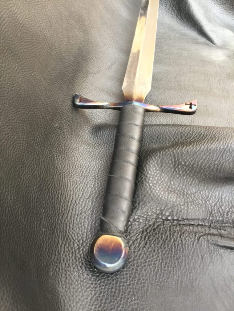 +5 Avenger Broadsword - Image 11