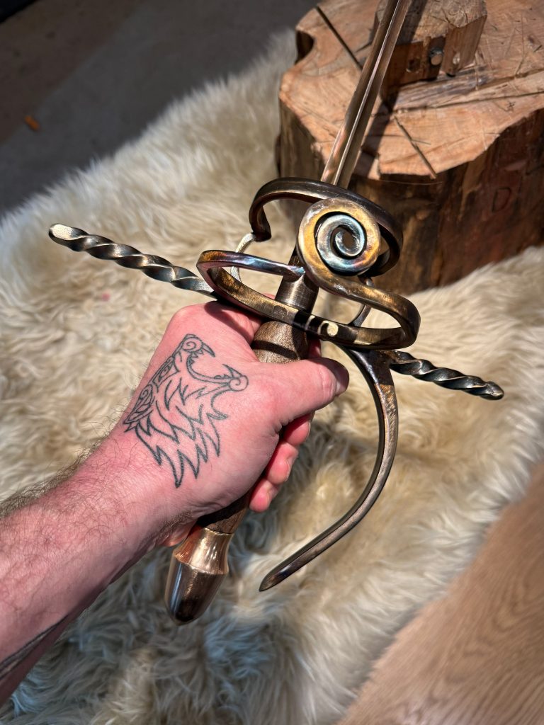 Swirl Design Rapier Hilt